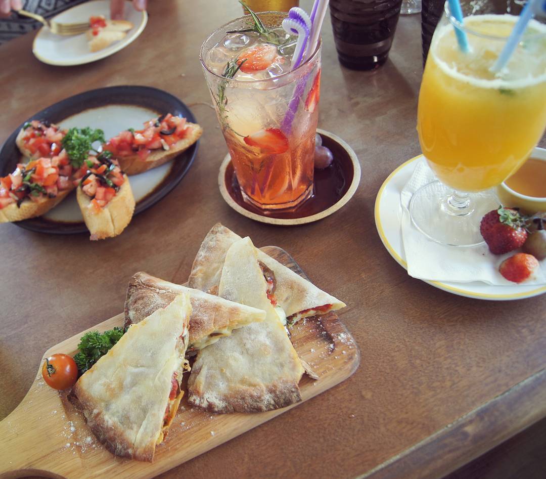 알파카 홈스타일 카페 (Alpaca Homestyle Cafe) 매장 이미지