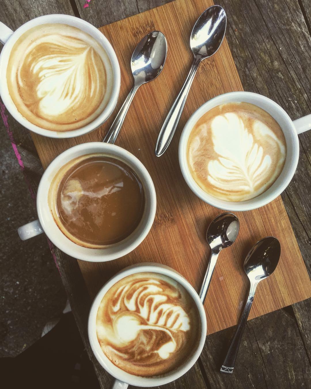 커피컬트 (Coffeekult) 매장 이미지
