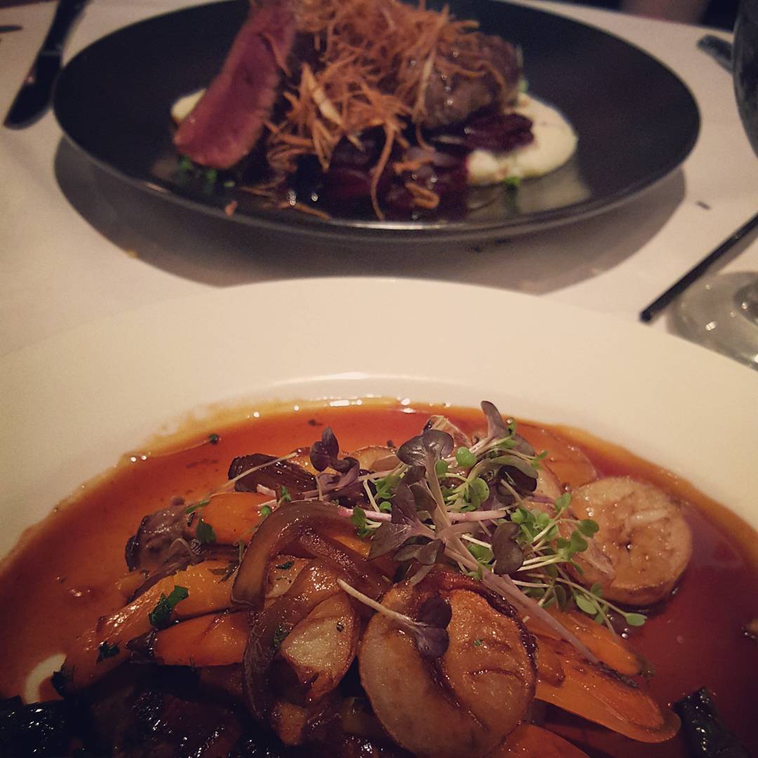 에지워터 레스토랑 (Edgewater Restaurant) 매장 이미지