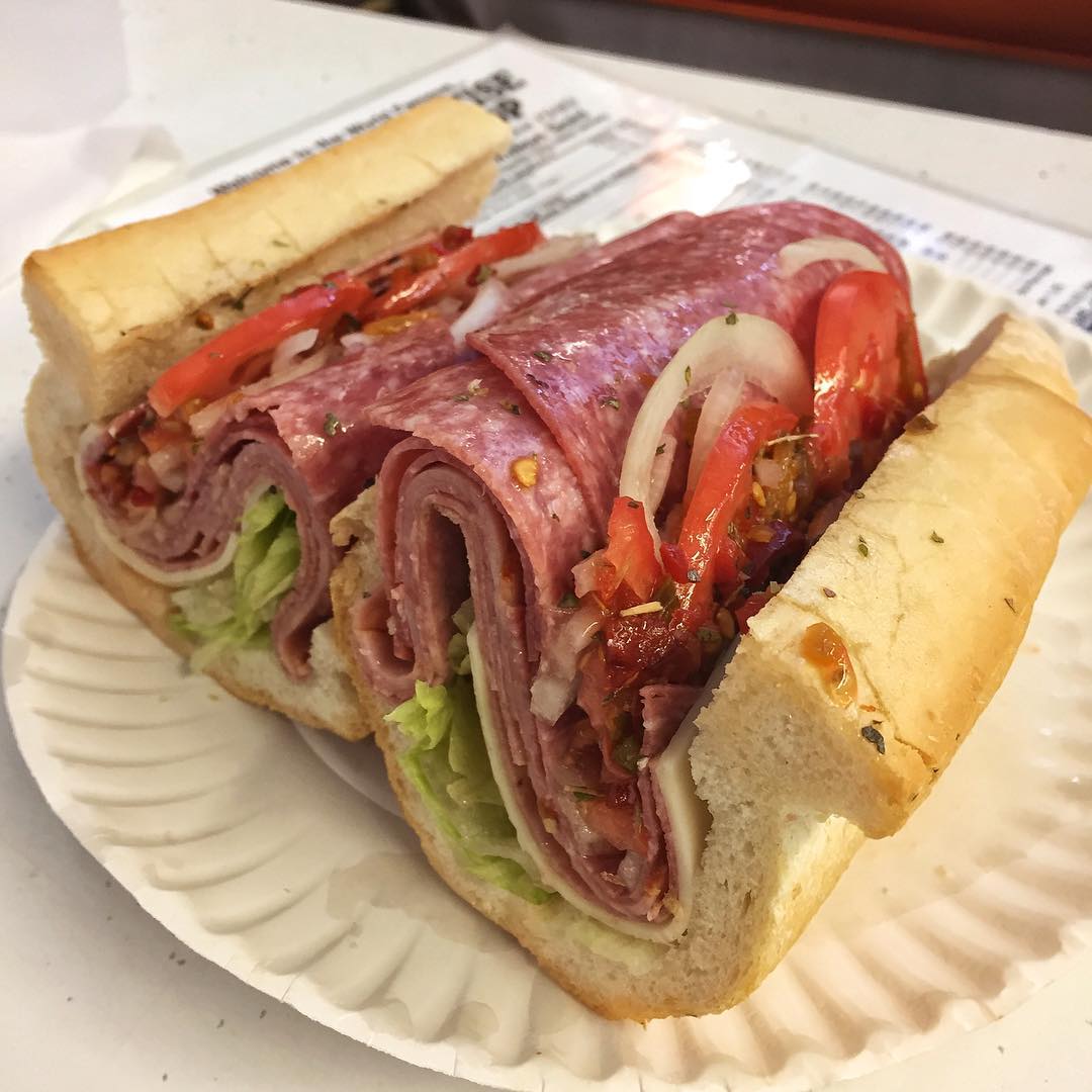 화이트 하우스 서브 샵 (White House Sub Shop) 매장 이미지
