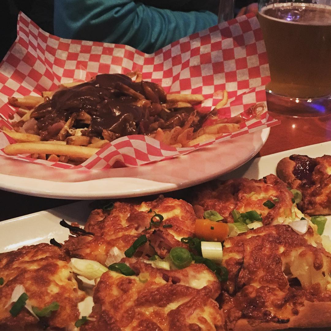 Tapley’s Neighbourhood Pub 매장 이미지