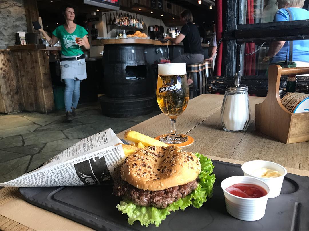 브라운 카우 펍 (Brown Cow Pub) 매장 이미지