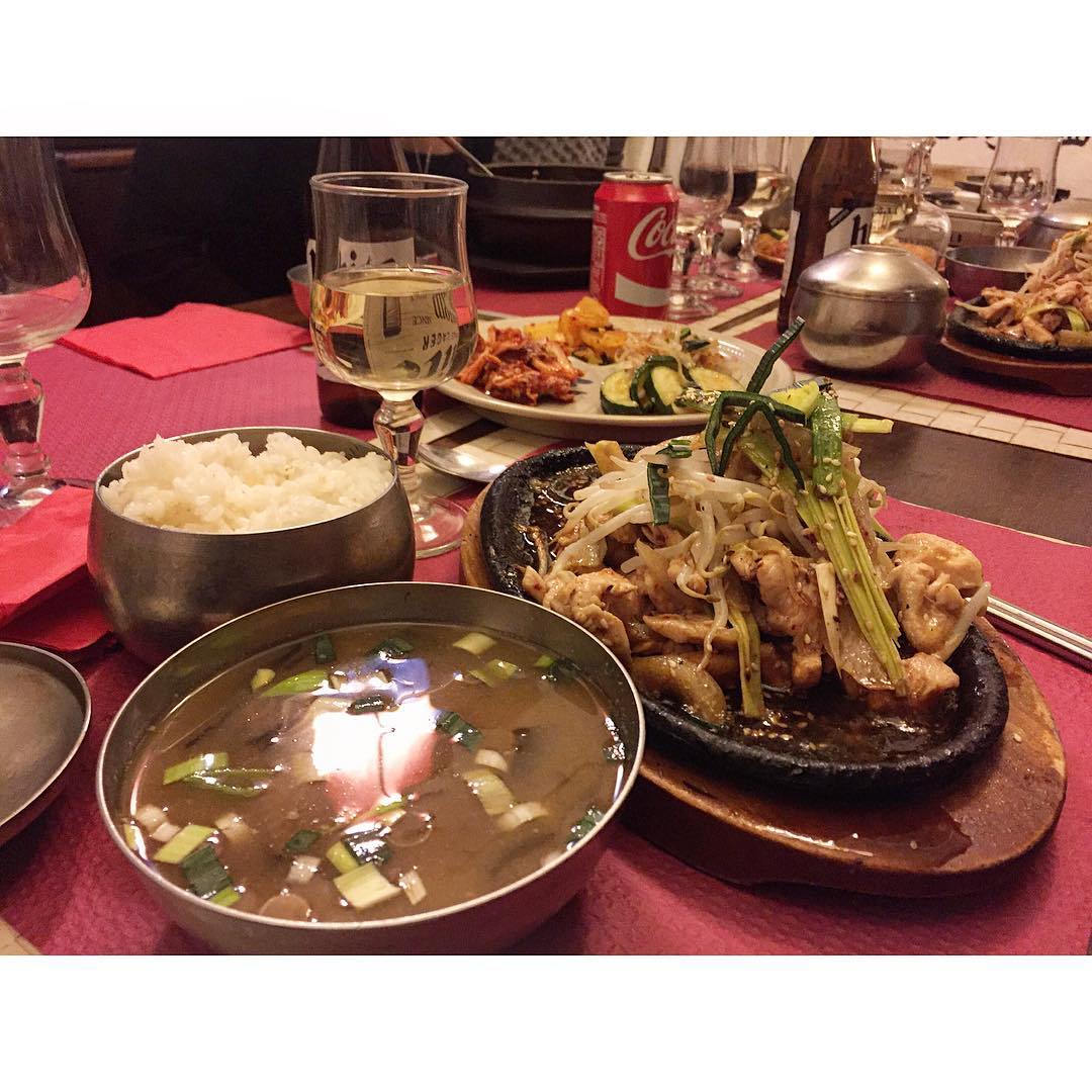 두리 (DOURI) 매장 이미지