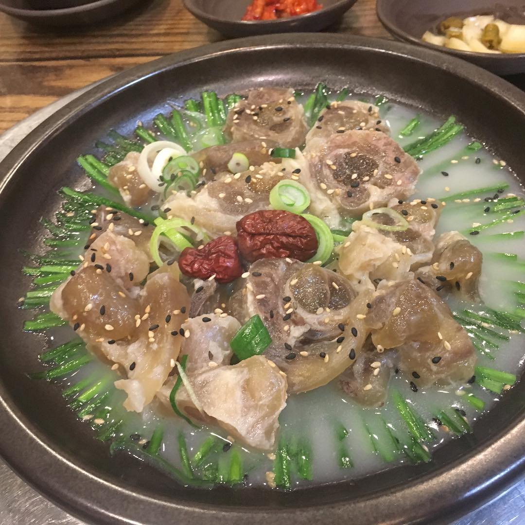 명옥헌 삼대진곰탕 매장 이미지