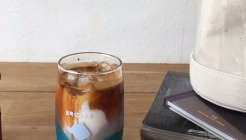 롤러커피 매장 이미지