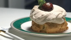 사월의물고기 매장 이미지