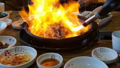 100년한우 매장 이미지