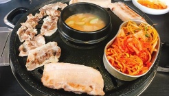 엉터리생고기 매장 이미지