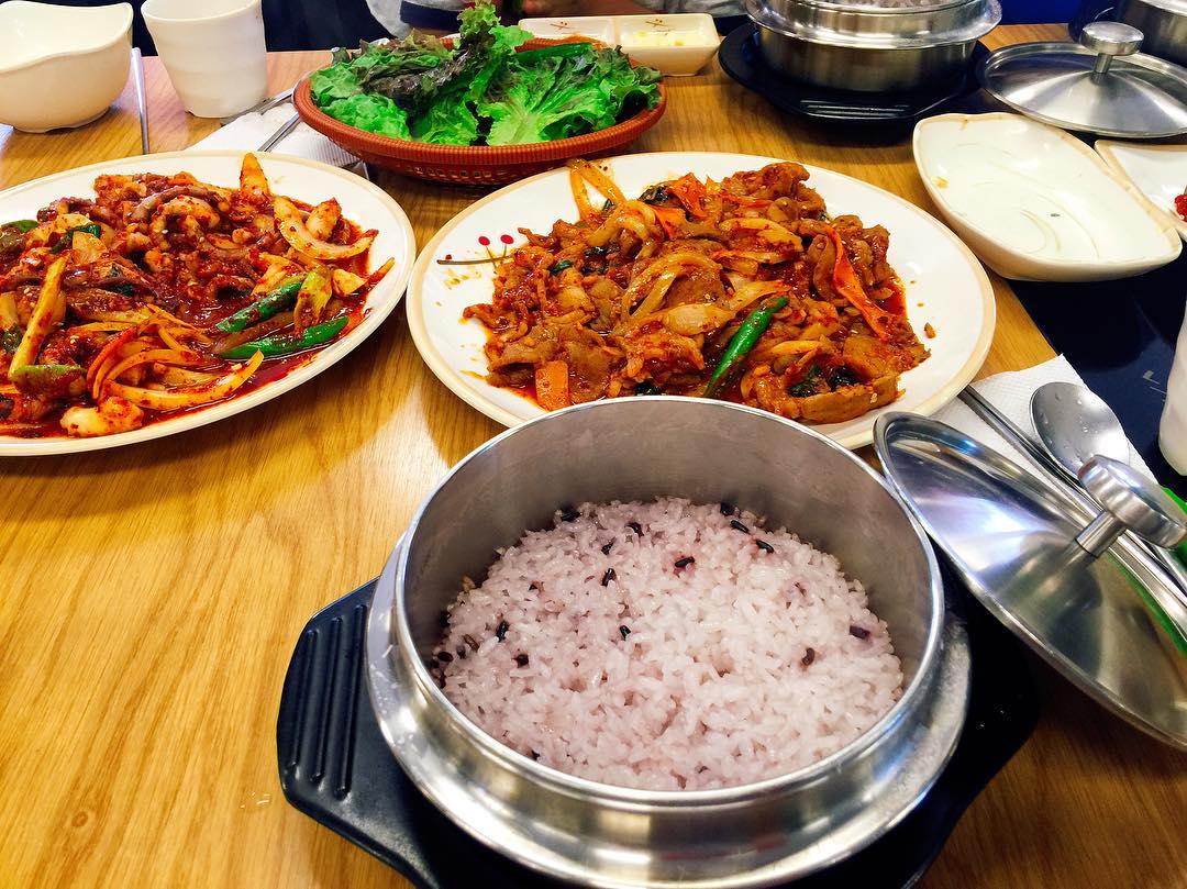 금촌야식 매장 이미지