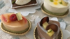 イデミ・スギノ 매장 이미지