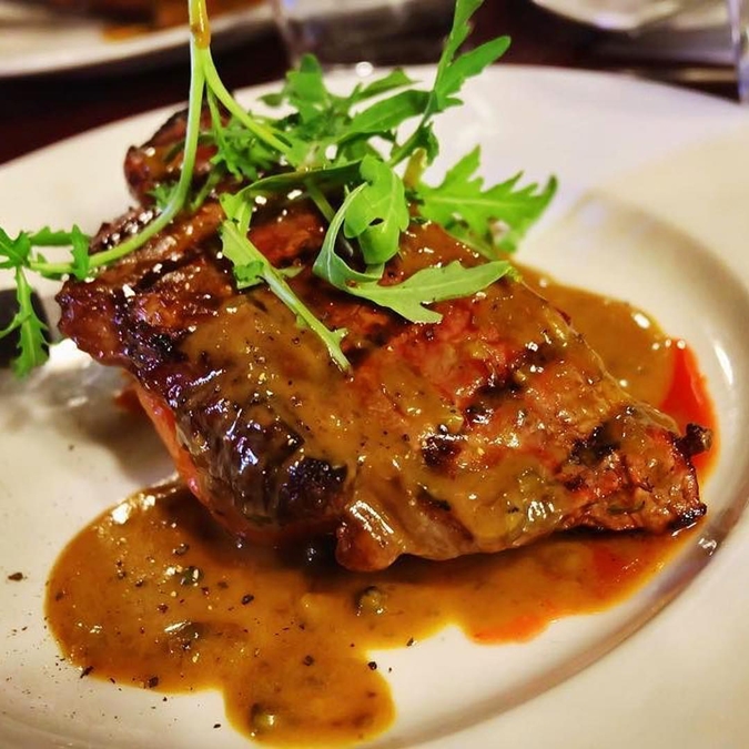 Dundee's Restaurant on the Waterfront 매장 이미지