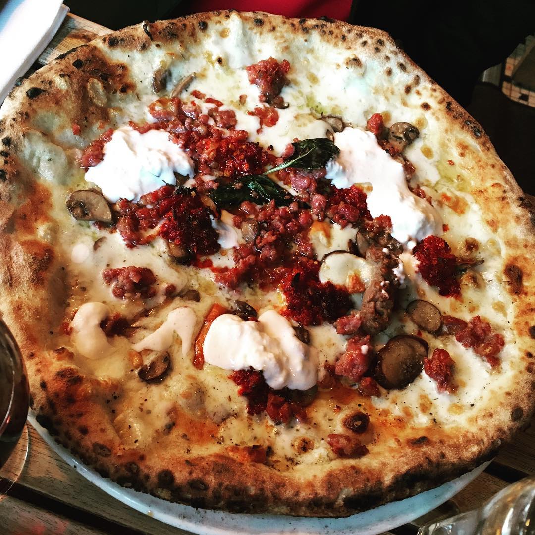 Paulie’s Pizza 매장 이미지