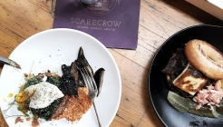 Scarecrow 매장 이미지