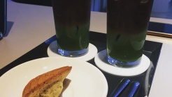 커피계절 매장 이미지