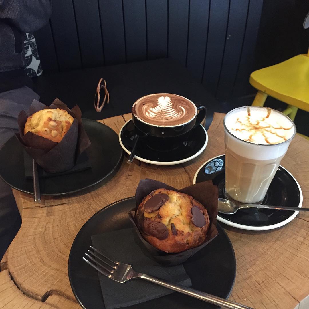 Slake Coffee House 매장 이미지