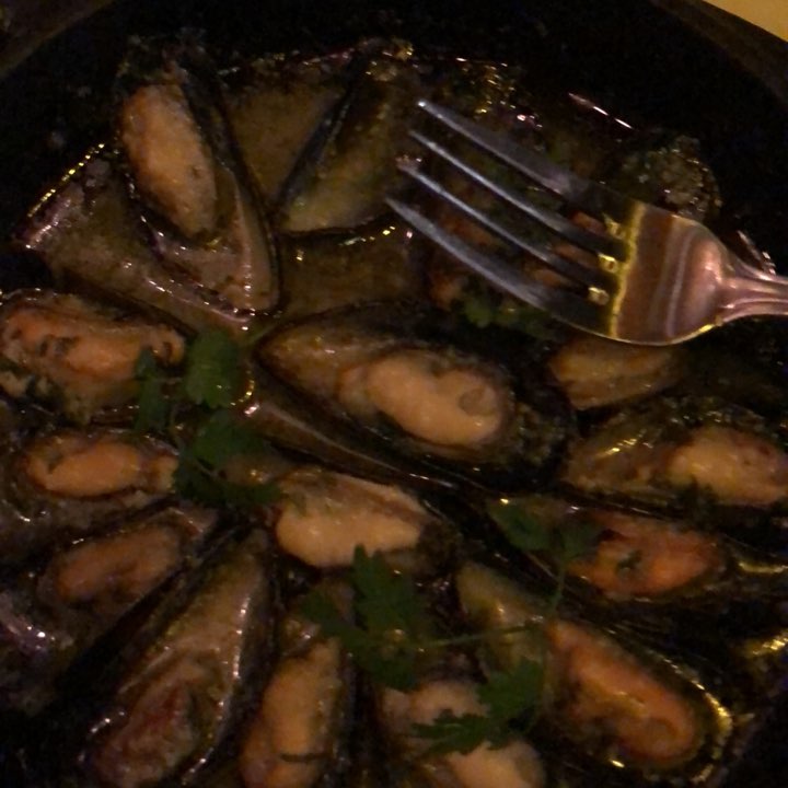 Akkurat Bar & Restaurant 매장 이미지