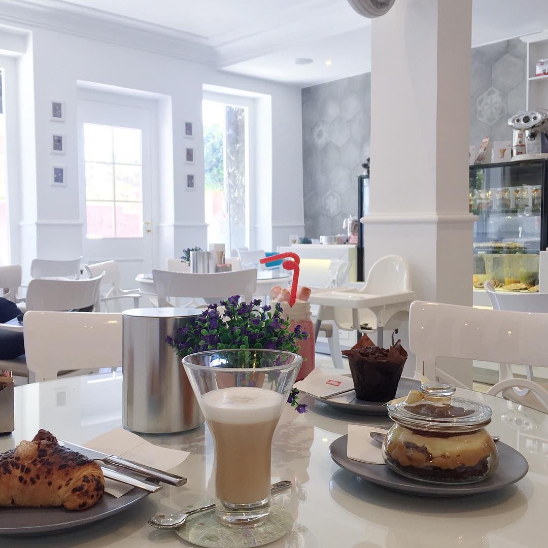Cafe de Paris 매장 이미지