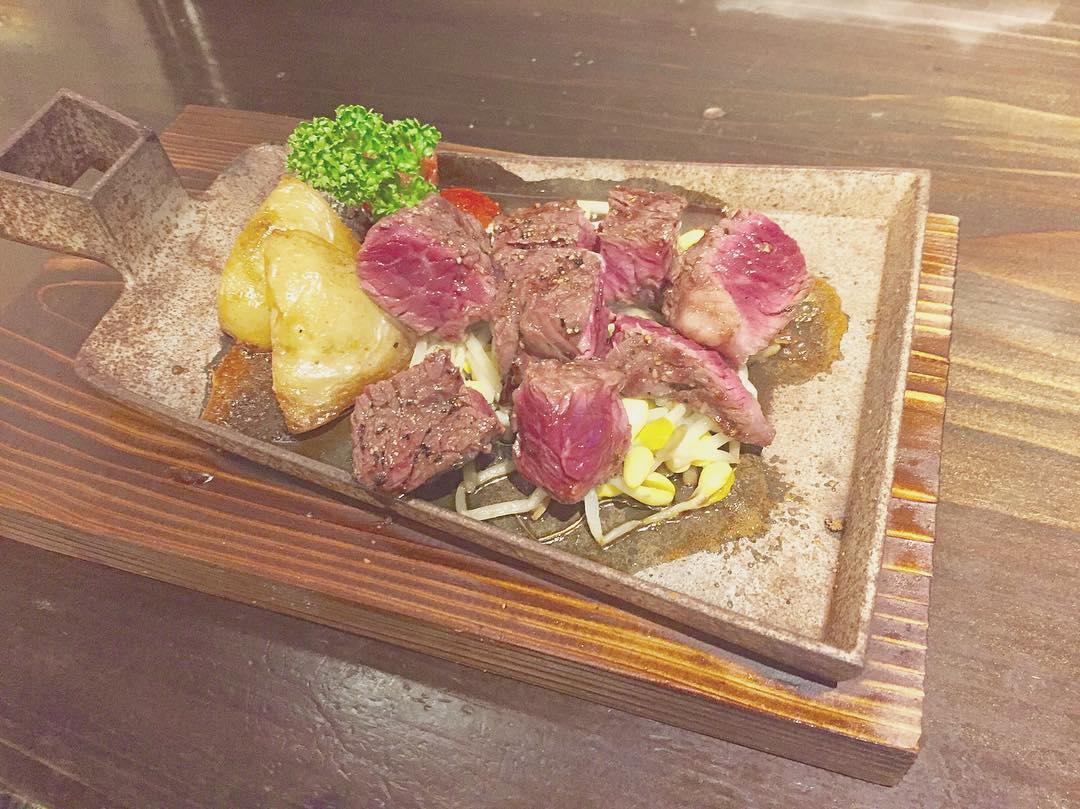 ニクバルダカラ 매장 이미지