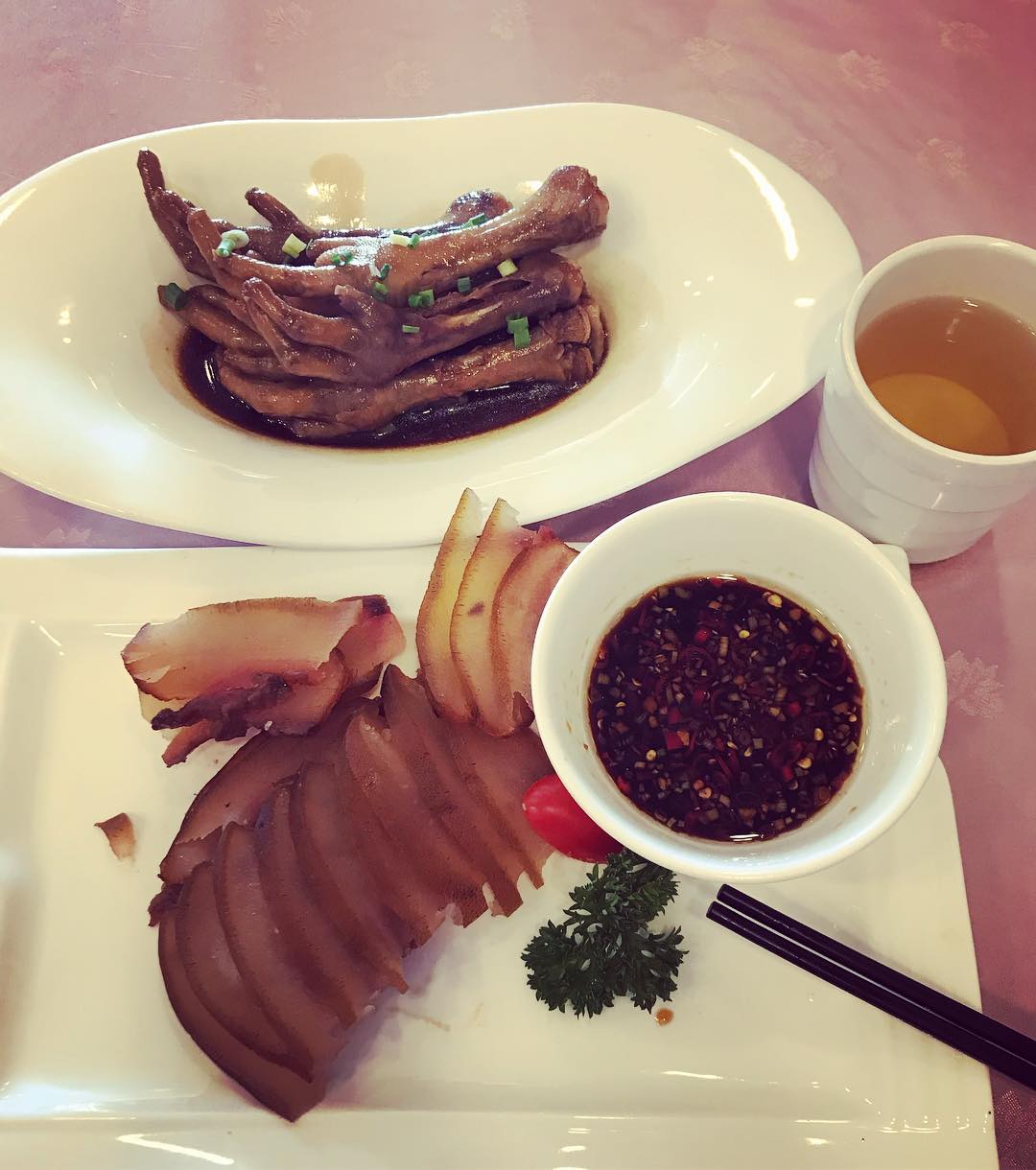 Dolphins Western Bar 매장 이미지