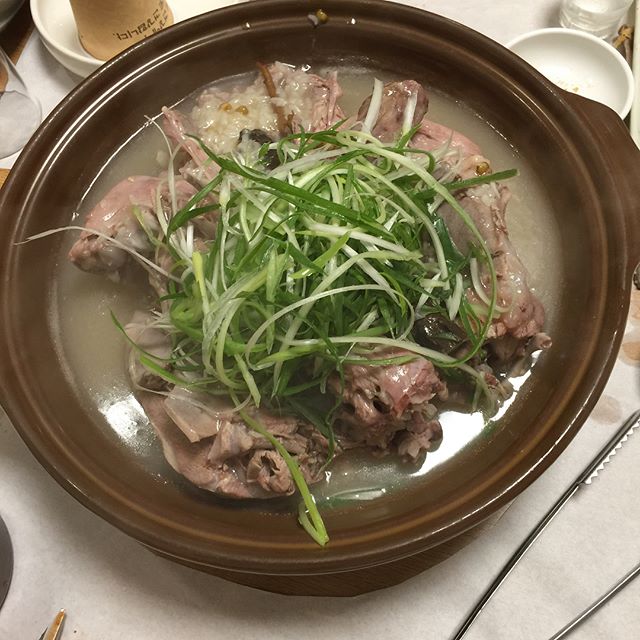 산골에 매장 이미지