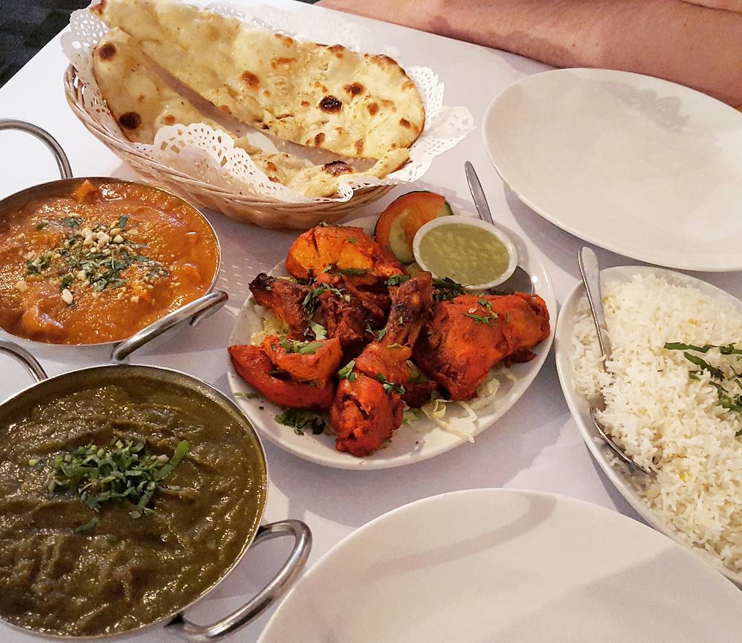 Taj Tandoori Indian Restaurant 매장 이미지