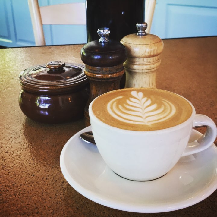 THE CUPPING ROOM 매장 이미지