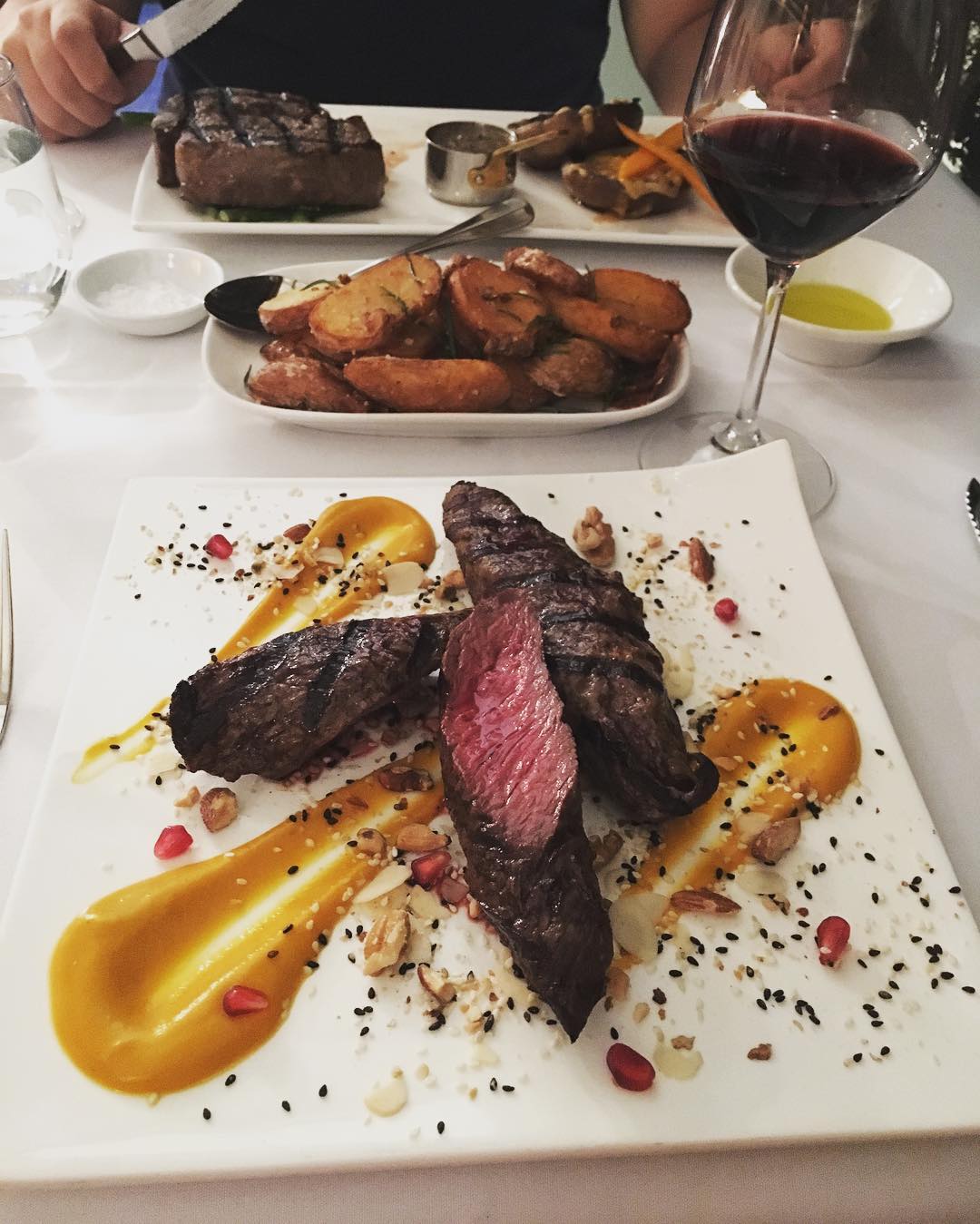 Bluestone Restaurant Bar 매장 이미지