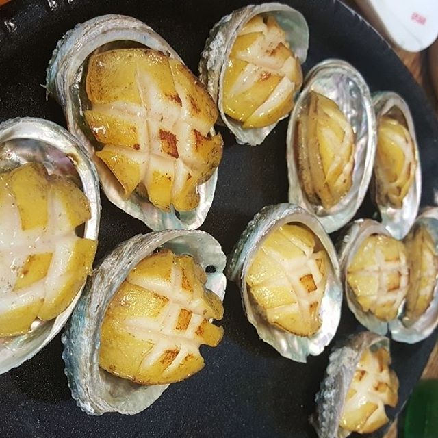 동피랑전복마을 매장 이미지