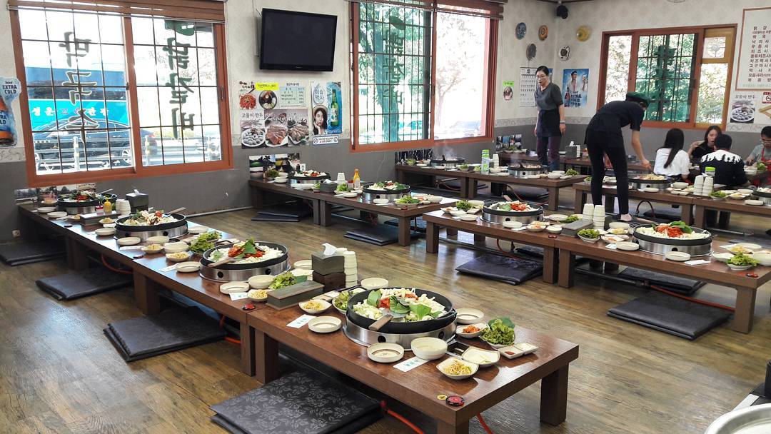 초원닭갈비 매장 이미지