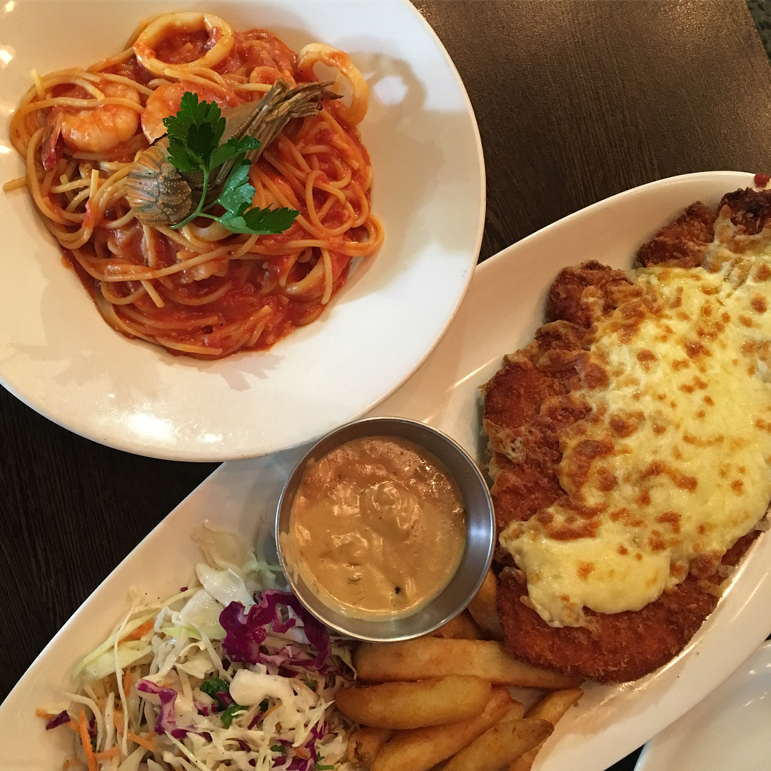 Universal Italian Restaurant & Function Venue 매장 이미지