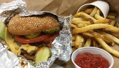Five Guys Burgers Hazell Dell 매장 이미지