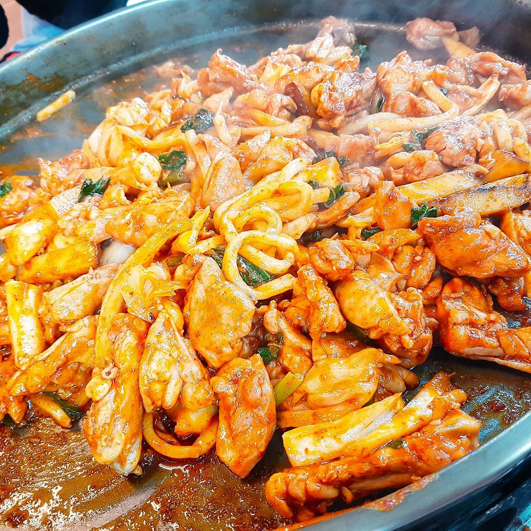 청평호반닭갈비막국수 매장 이미지