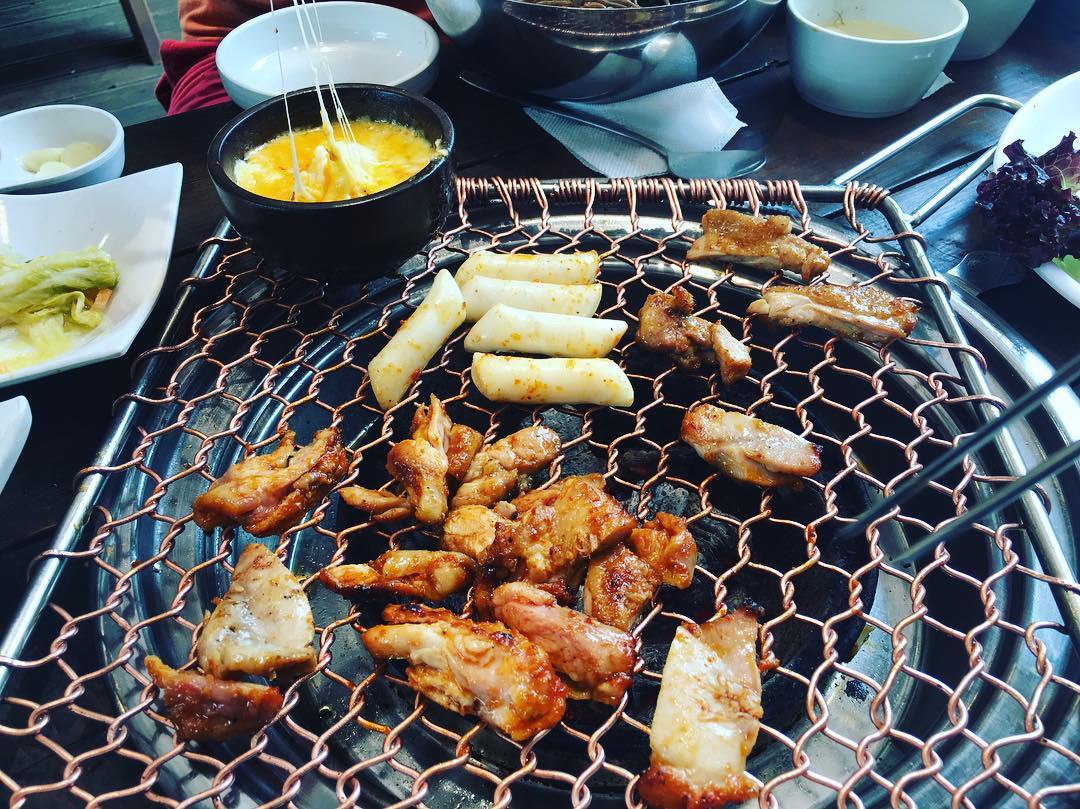도담숯불닭갈비 매장 이미지