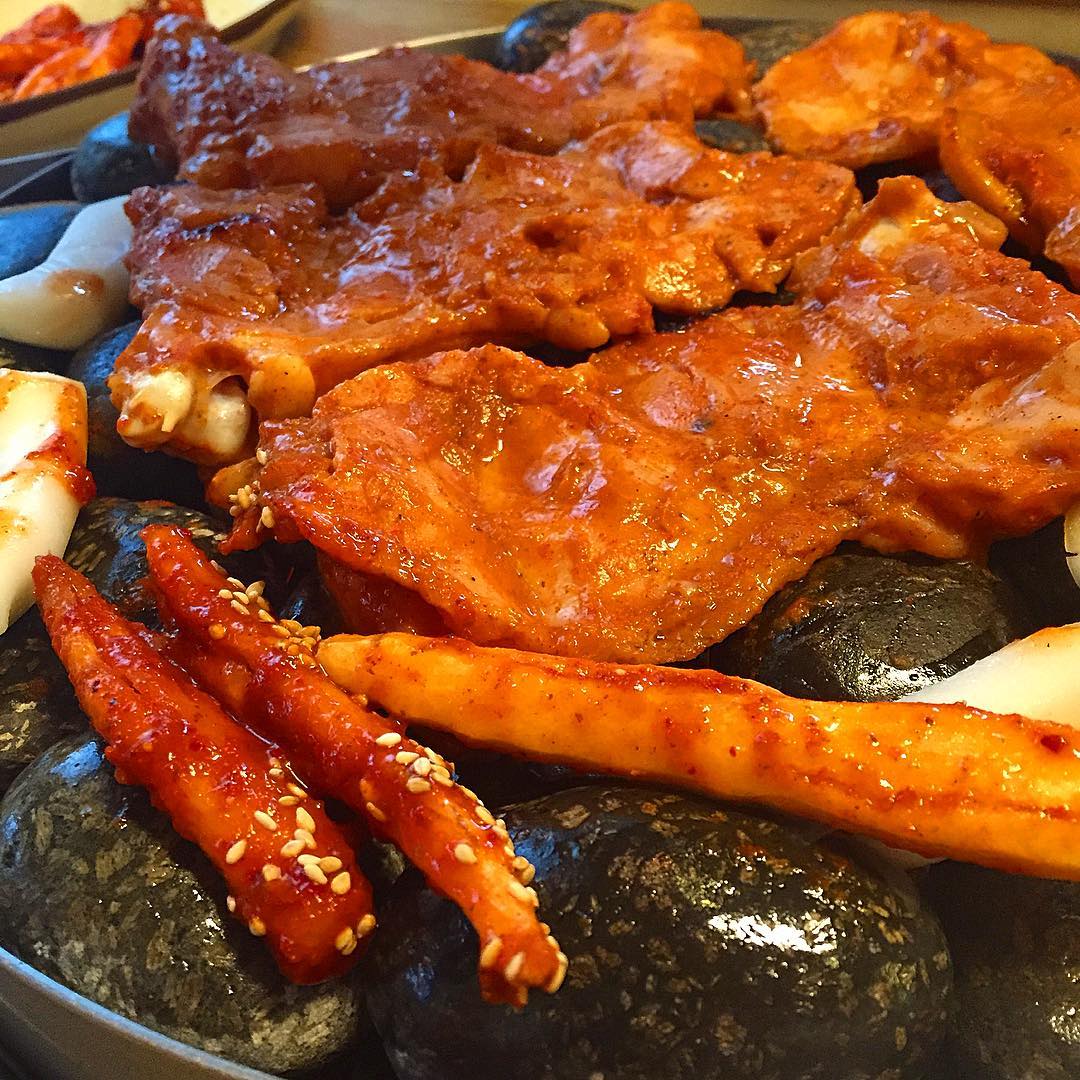 삼삼조약돌숯불닭갈비 매장 이미지