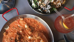 욜로 매장 이미지