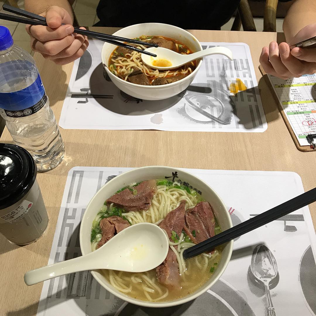 우공관 우육면 매장 이미지