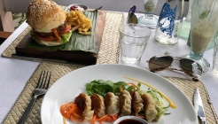 Nomad 매장 이미지