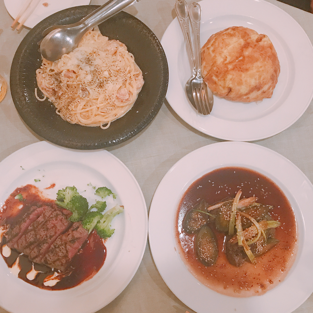 Dining & Bar 747 매장 이미지