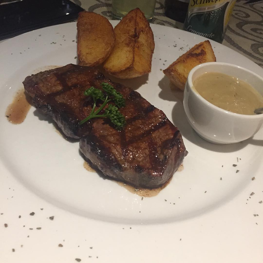 The Famous Butchers Grill 매장 이미지