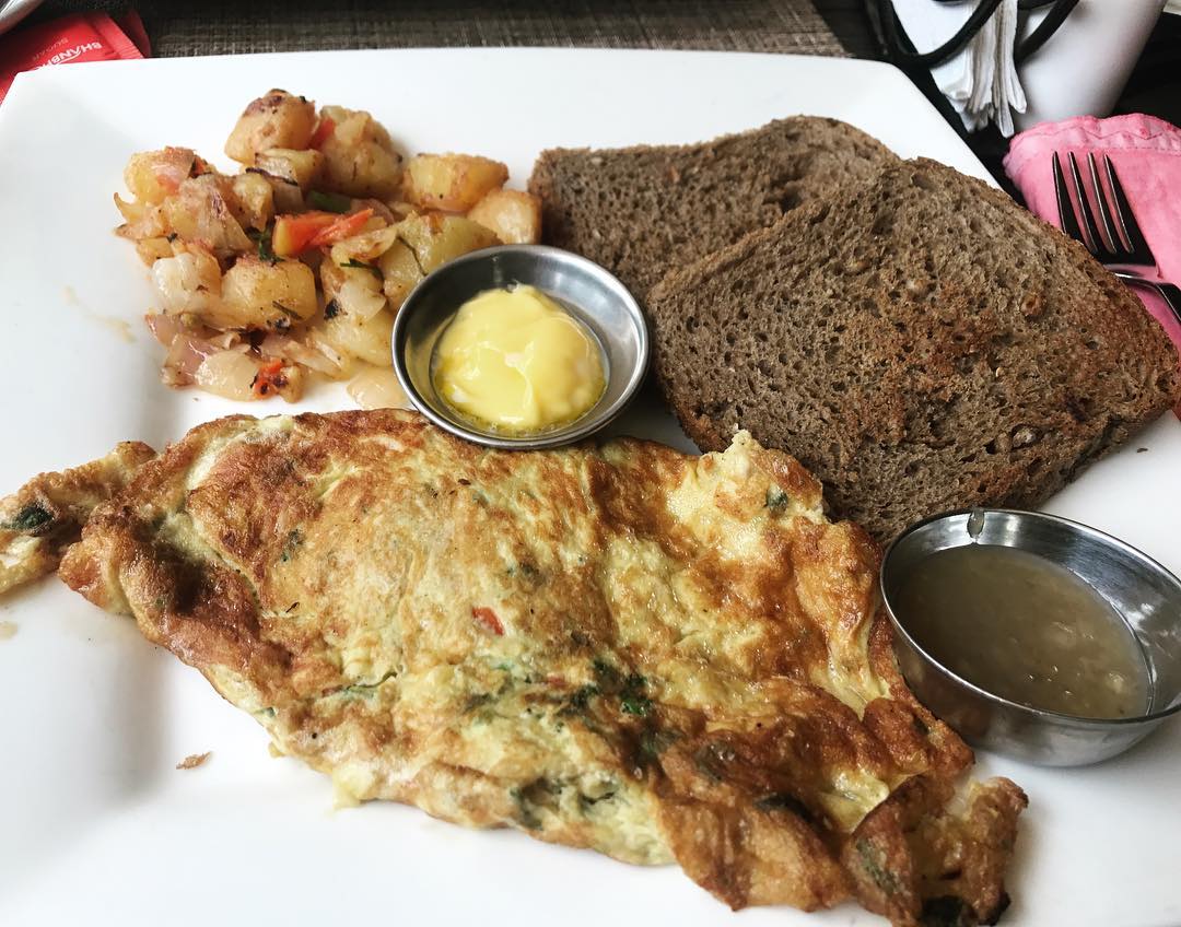 Moondance Restaurant & Bar 매장 이미지