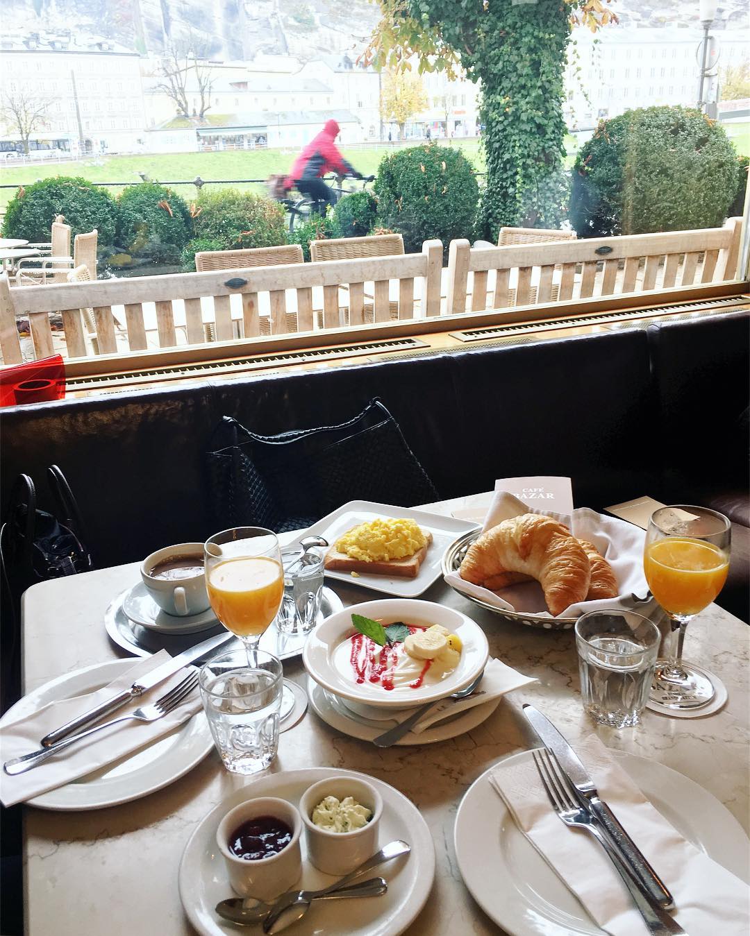Café Bazar 매장 이미지