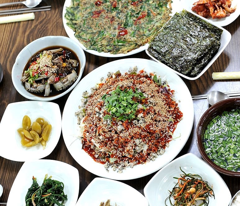 섬진강뚝배기재첩식당 매장 이미지