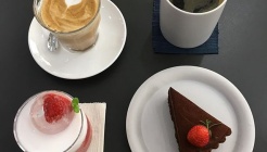 모먼츠 매장 이미지