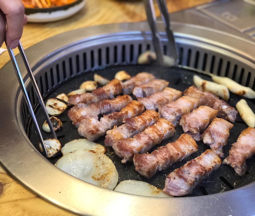 맛찬들왕소금구이 매장 이미지