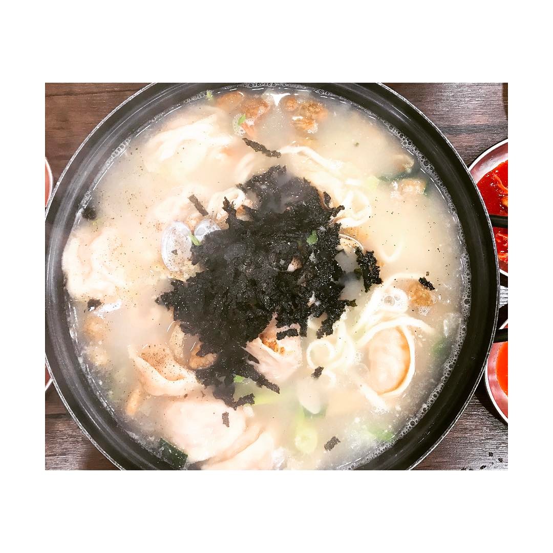 아가페해물칼국수손만두국 매장 이미지