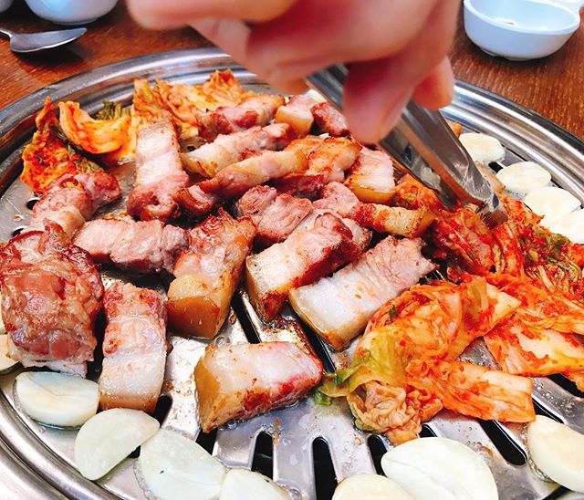 장작구이 무고레 매장 이미지
