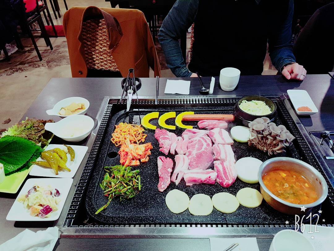 돌판구이전문점하루 매장 이미지