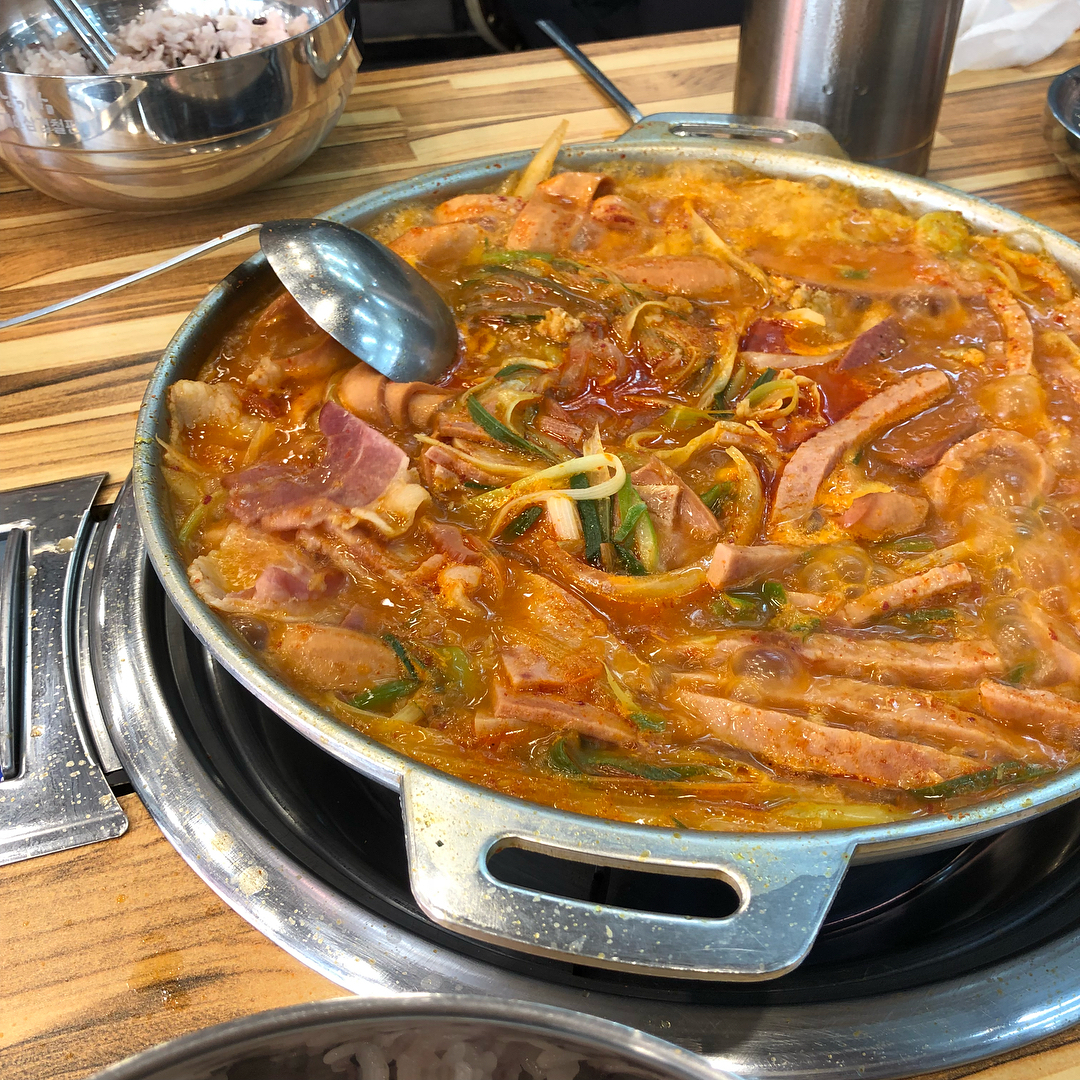 남기남부대찌개 매장 이미지