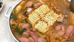 발리부대찌개 매장 이미지