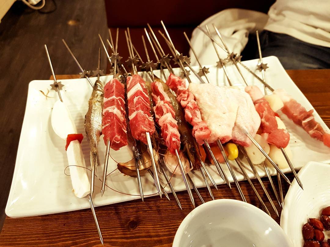 무한리필 꼬치꼬치 매장 이미지